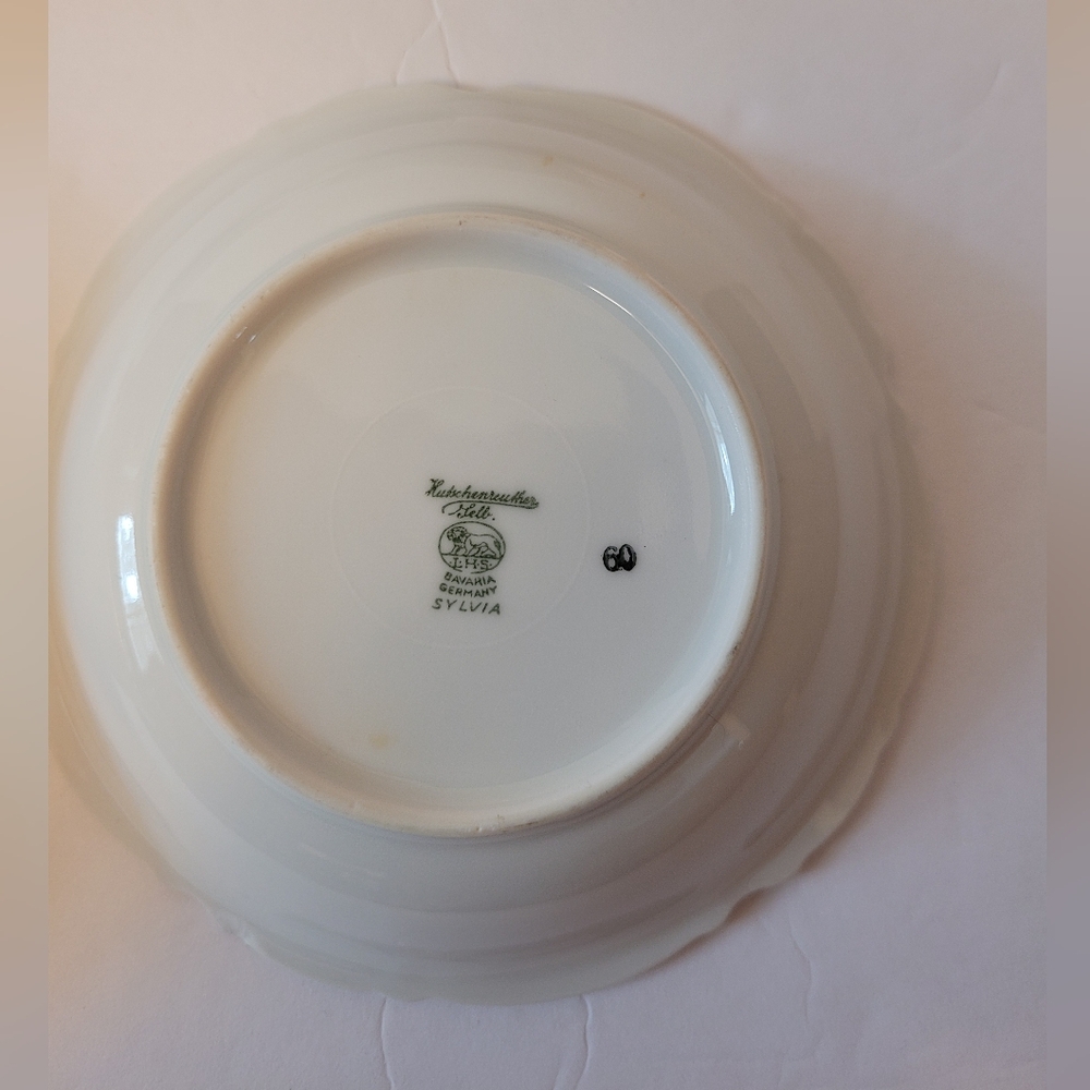 Vintage Hutschenreuther Dessert/Fruit Bowls Set of 4 - Picture 4 of 5